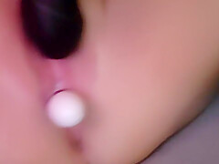 Yummy Milf Plays With Her Pretty Pink Peach