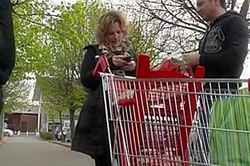 blond dilettante big beautiful woman Step mother i'd like to fuck outdoors