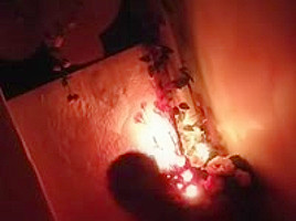 capture farang and thai lady in massage parlour