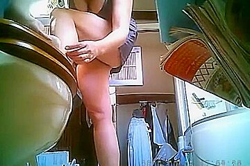 hidden livecam my wife waxing her muff