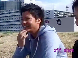 hot jap kiss 27