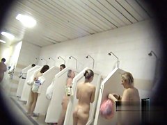 in public pool showers 891
