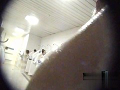 in public pool showers 891