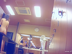 japanese public bathroom changeroom 57