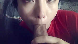 japanese slut sucks dick relentlessly