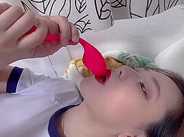 ストレッチ中に乳首びんびんブルマっの敏感おまんこにローターぐりぐり（日本人素人）체육관 정장을 입은 체육관 소녀의 자위  그녀는 절박한 목소리로 절정에 달했다 일본 평신도