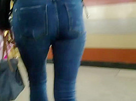 junior MILF with round ass