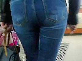 junior MILF with round ass