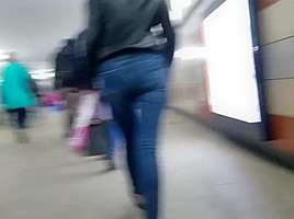 junior MILF with round ass