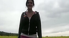 lucky dude fucks horny slut he met outdoor