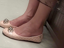 nice foot shoeplay