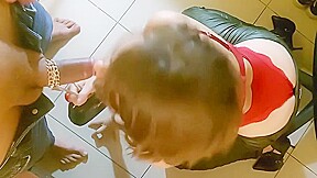 pipeuse vulgaire parle en suçant Step son pervers
