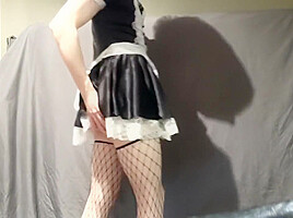 teen 18+ Sissy Maid Self Penetrates