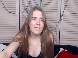 teen 18+ With Nipple Piercing Playing Her Pussy