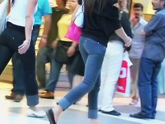teen 18+ asses in tight jeans showing off on candid street cam